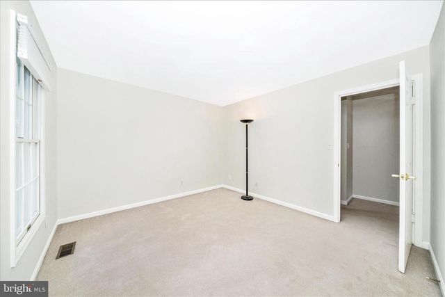 15623 SYCAMORE LN, Rockville, MD 20853