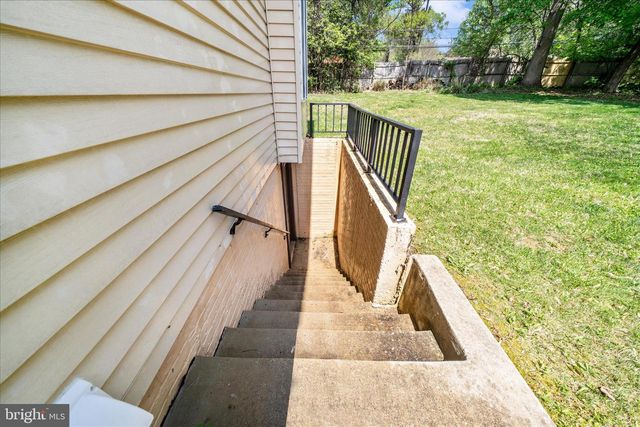15623 SYCAMORE LN, Rockville, MD 20853