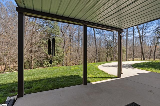 209 Scenic River Way, Taylors, SC 29687