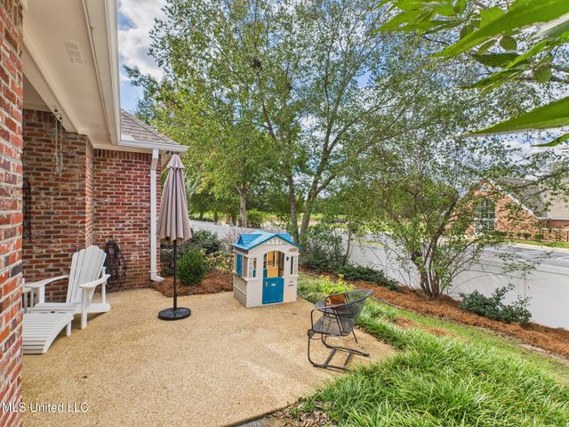 207 Geneva Boulevard, Madison, MS 39110
