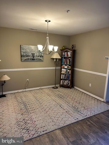 203 OAKTREE CT, Warwick, PA 18974