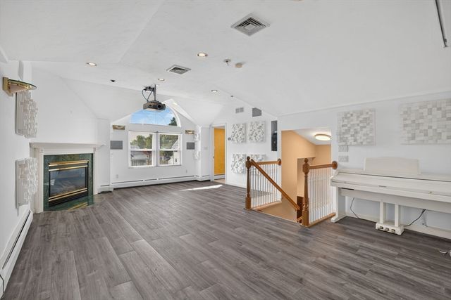 115 Pond St, Avon, MA 02322
