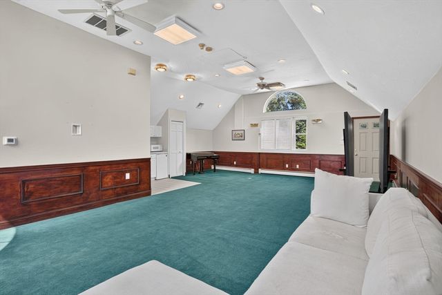115 Pond St, Avon, MA 02322