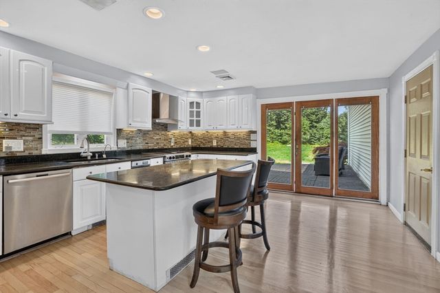 115 Pond St, Avon, MA 02322