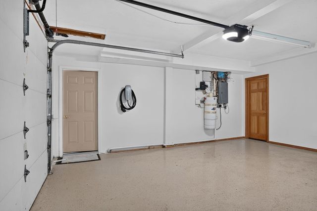 115 Pond St, Avon, MA 02322