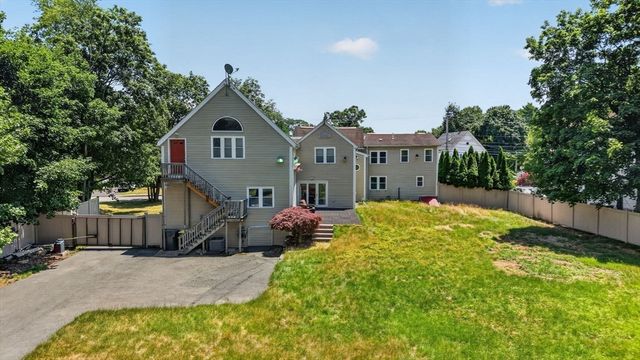 115 Pond St, Avon, MA 02322