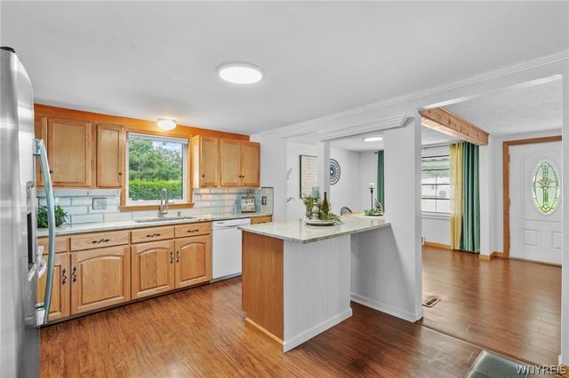 372 Aurora Street, Lancaster, NY 14086