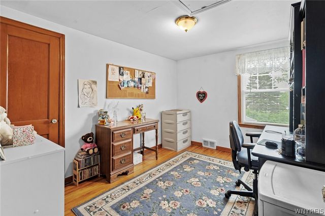 372 Aurora Street, Lancaster, NY 14086