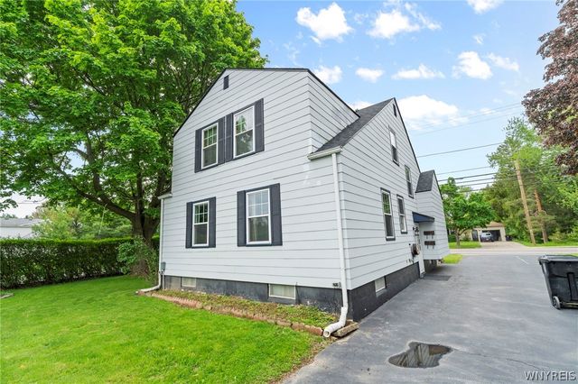 372 Aurora Street, Lancaster, NY 14086