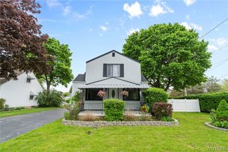 372 Aurora Street, Lancaster, NY 14086