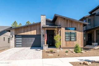 2590 S COTTONROSE Lane, Flagstaff, AZ 86001