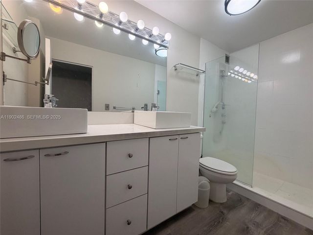 9102 W Bay Harbor Dr 6-B, Bay Harbor Islands, FL 33154