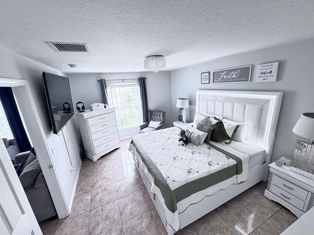 501 FINCH LANE, Kissimmee, FL 34759
