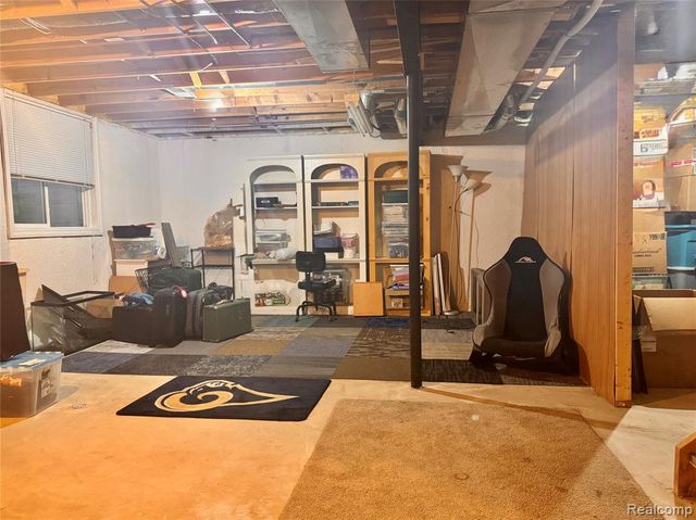 22377 Massey Lane, Macomb, MI 48044