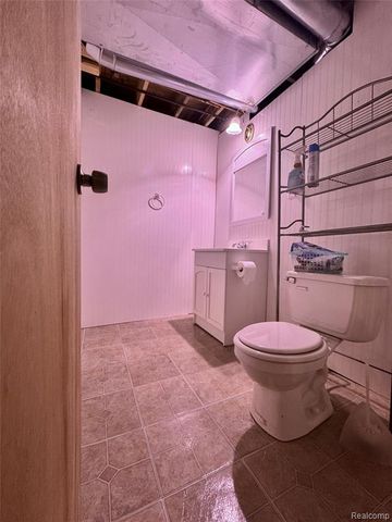 22377 Massey Lane, Macomb, MI 48044