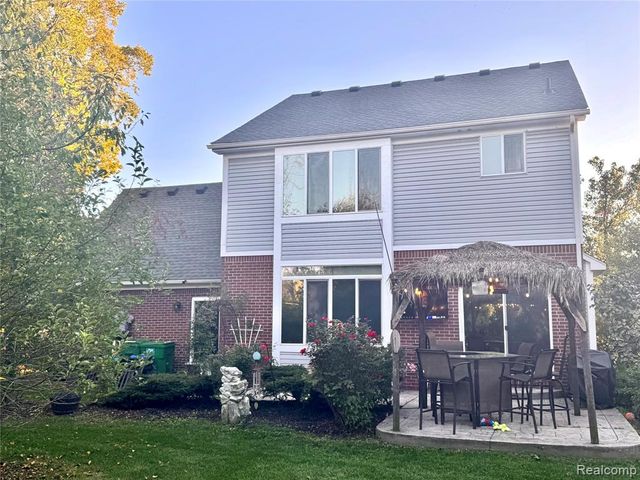 22377 Massey Lane, Macomb, MI 48044