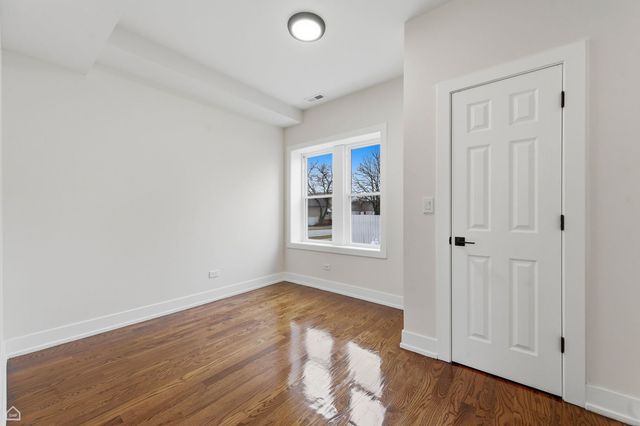 241 156TH Street, Calumet City, IL 60409