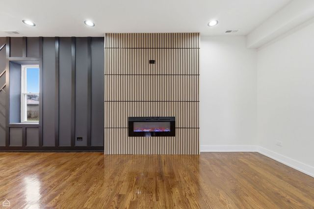 241 156TH Street, Calumet City, IL 60409