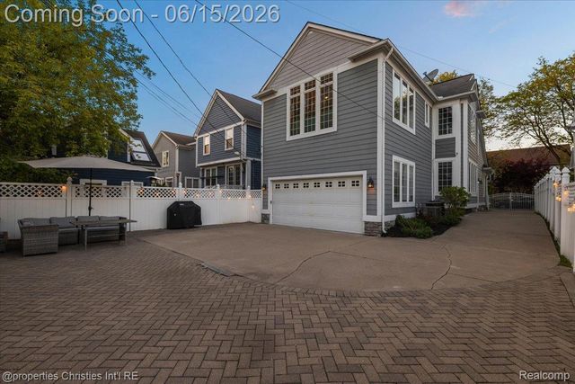 1484 Bird Avenue, Birmingham, MI 48009