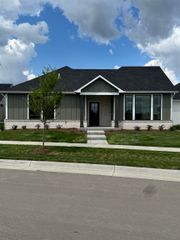2722 W Shearwater, Wichita, KS 67204