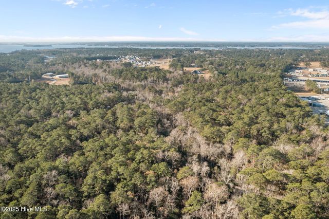 1730 Nc-58, Swansboro, NC 28584