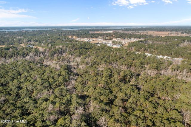 1730 Nc-58, Swansboro, NC 28584