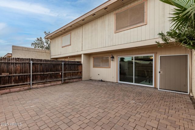 8056 N 31ST Lane, Phoenix, AZ 85051