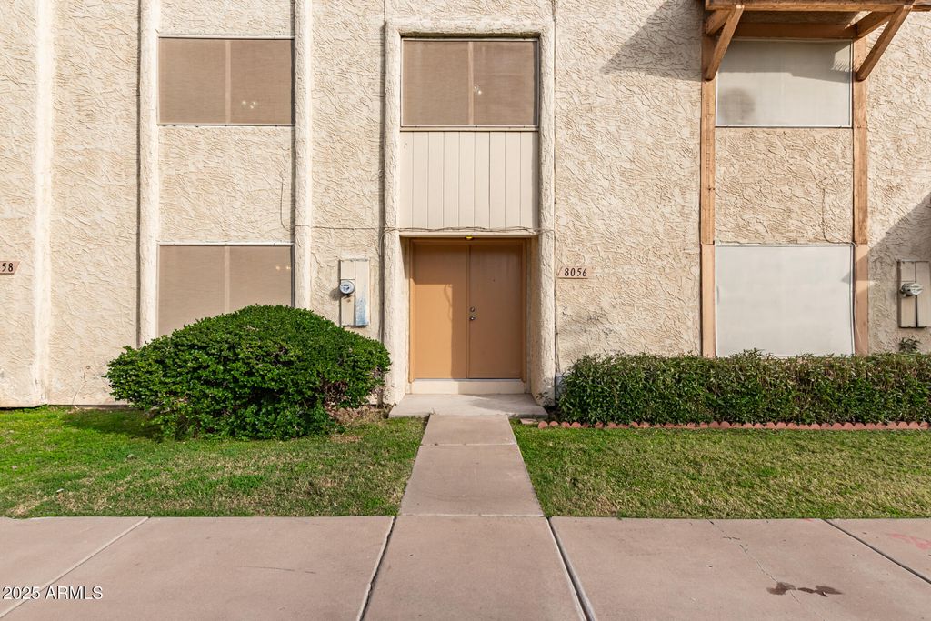 8056 N 31ST Lane, Phoenix, AZ 85051