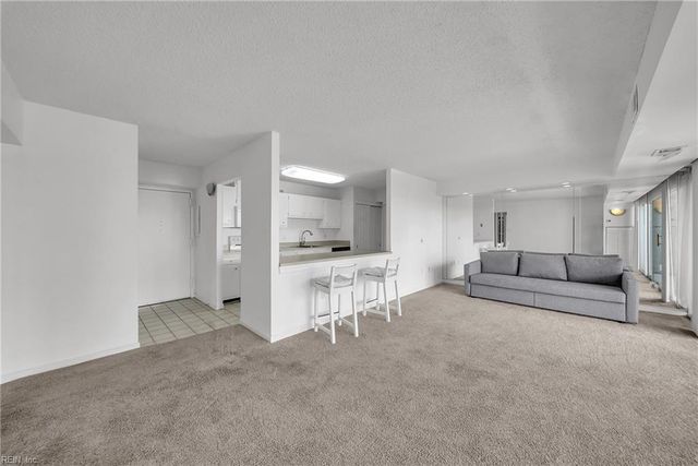 3558 Shore Dr Apt 807, Virginia Beach, VA 23455