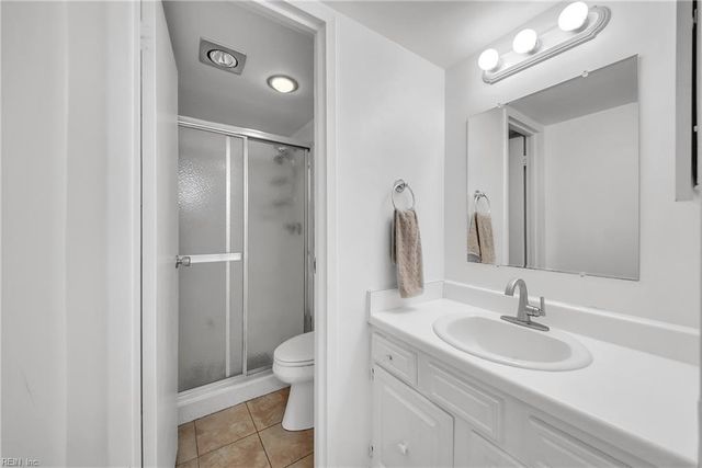 3558 Shore Dr Apt 807, Virginia Beach, VA 23455