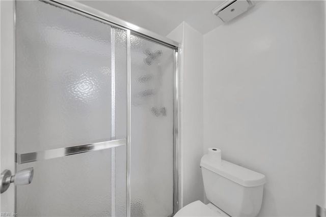 3558 Shore Dr Apt 807, Virginia Beach, VA 23455