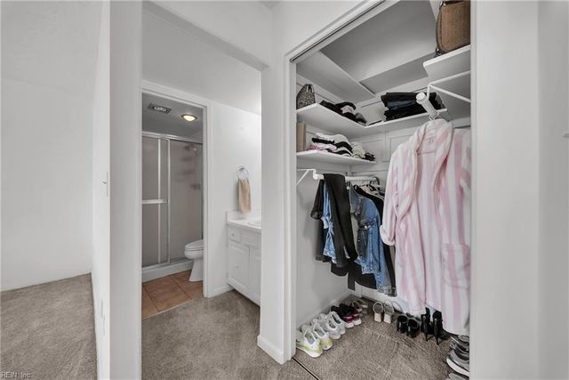 3558 Shore Dr Apt 807, Virginia Beach, VA 23455