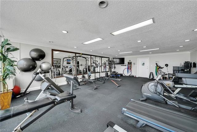 3558 Shore Dr Apt 807, Virginia Beach, VA 23455