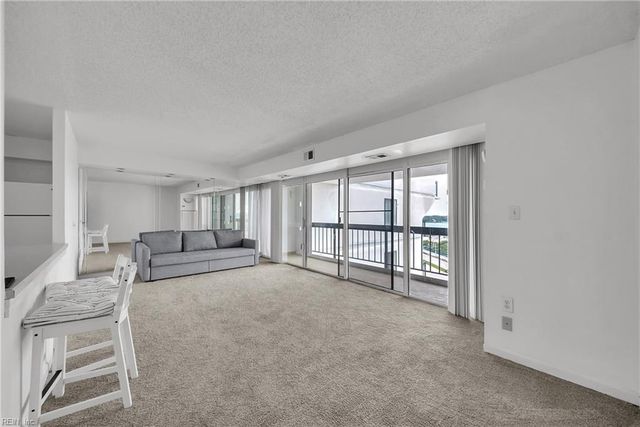 3558 Shore Dr Apt 807, Virginia Beach, VA 23455