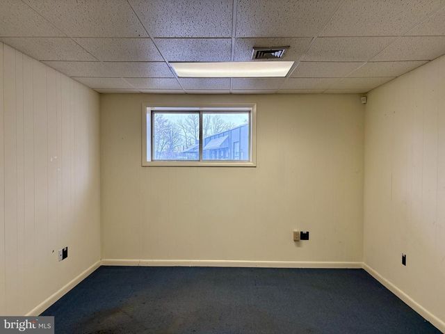 1278 LOOP RD, Lancaster, PA 17601