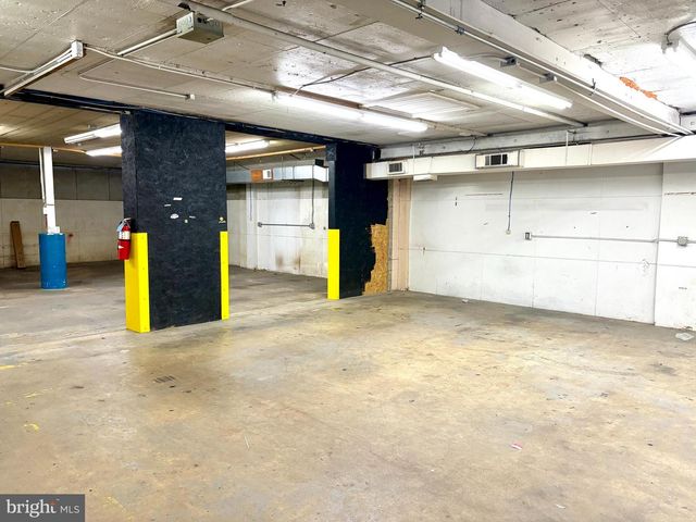 1278 LOOP RD, Lancaster, PA 17601