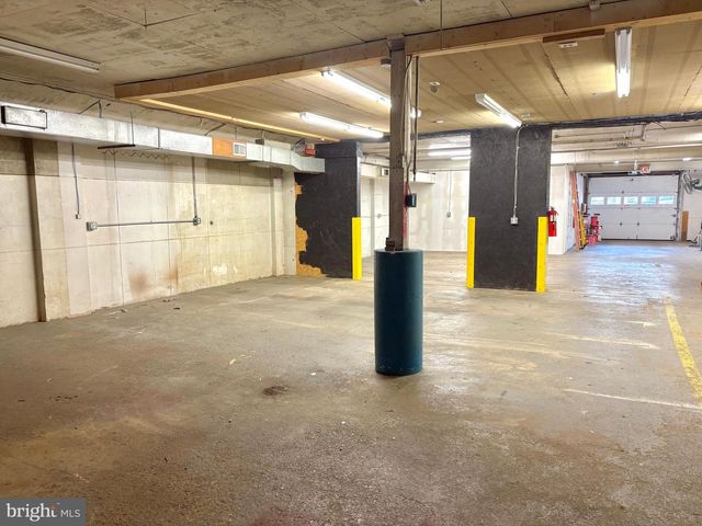 1278 LOOP RD, Lancaster, PA 17601