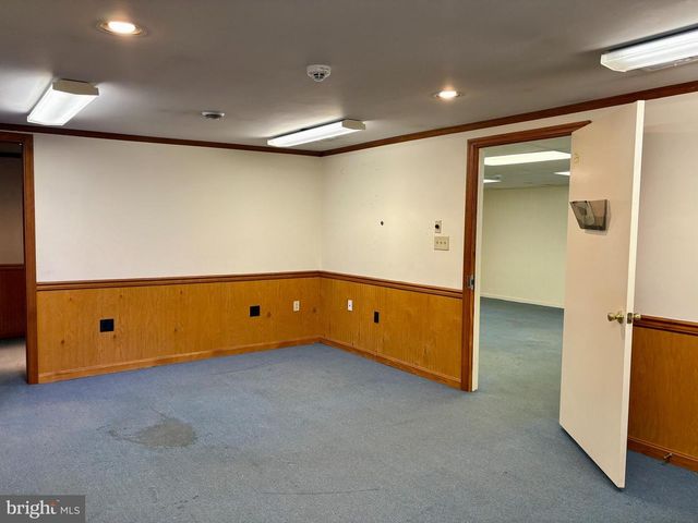 1278 LOOP RD, Lancaster, PA 17601