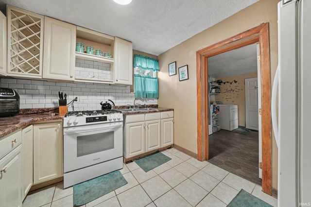 1510 N Adams Street, South Bend, IN 46628