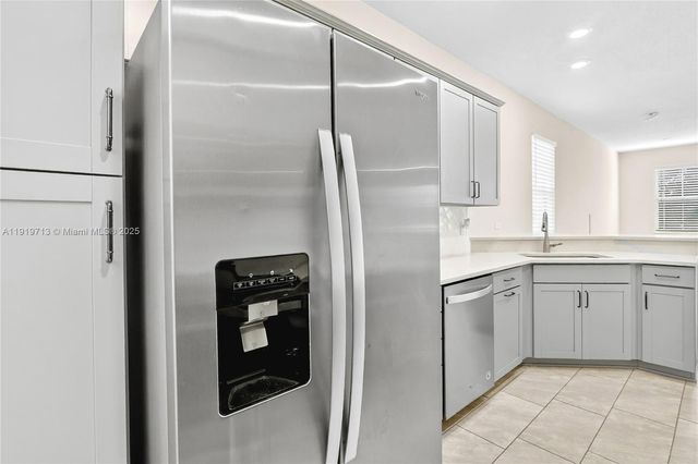 4144 Greenway Dr 4144, Hollywood, FL 33021