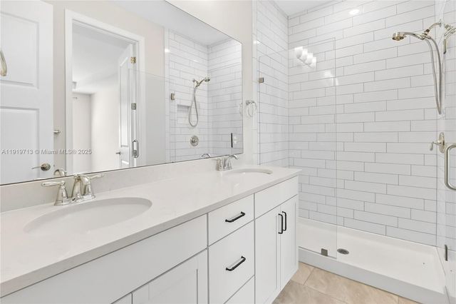 4144 Greenway Dr 4144, Hollywood, FL 33021