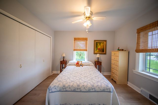 2677 E State Rd 2, Rolling Prairie, IN 46371