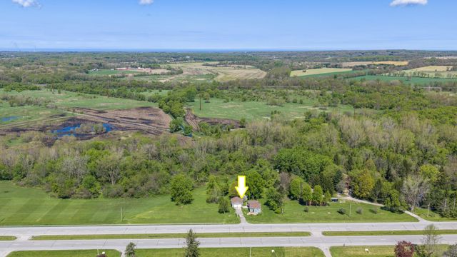 2677 E State Rd 2, Rolling Prairie, IN 46371