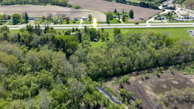 2677 E State Rd 2, Rolling Prairie, IN 46371