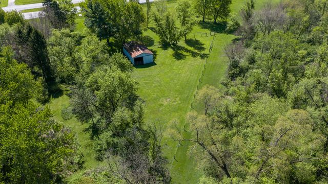 2677 E State Rd 2, Rolling Prairie, IN 46371