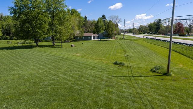 2677 E State Rd 2, Rolling Prairie, IN 46371