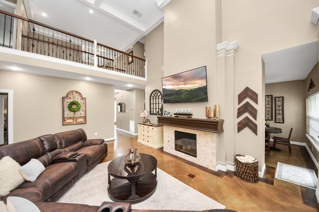 1606 Country Squire Drive, Richmond, TX 77406