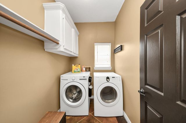 1606 Country Squire Drive, Richmond, TX 77406