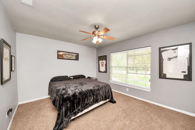 1606 Country Squire Drive, Richmond, TX 77406