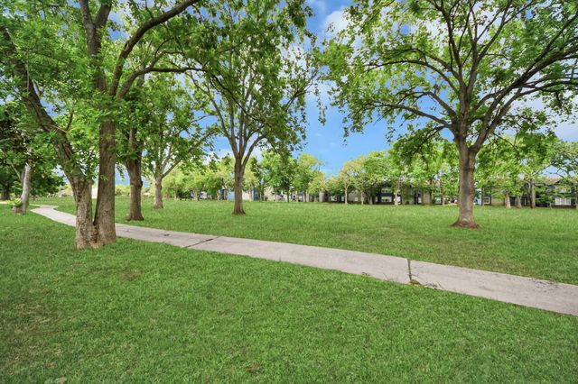 1606 Country Squire Drive, Richmond, TX 77406